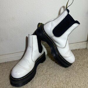 2976 White Smooth Leather Platform Chelsea Boots (Dr. Martens) - US Women 8